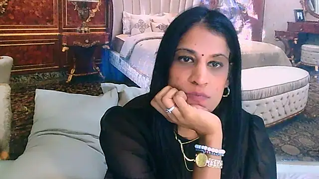 IndianSexcSmyle webcam