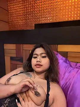 Model: vien_pussy69