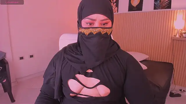 samanee_konn webcam