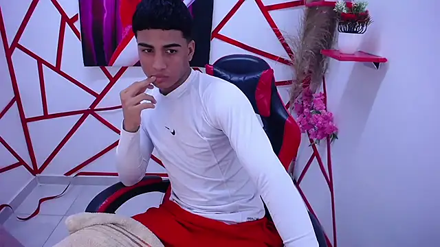oliver-parker live cam on StripChat