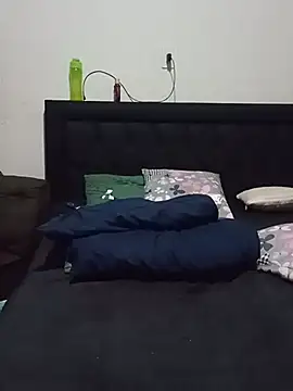 MegaAssMature webcam