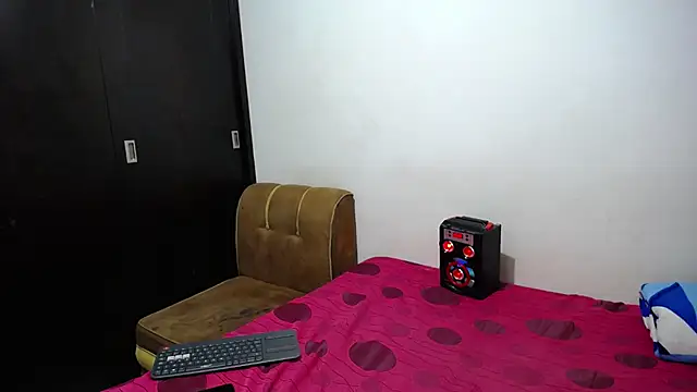 Ani_Suescun webcam