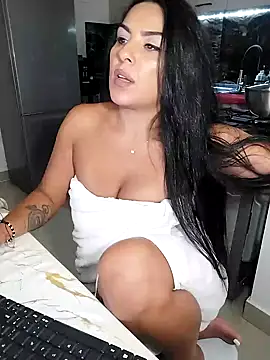 hot-babygirl webcam