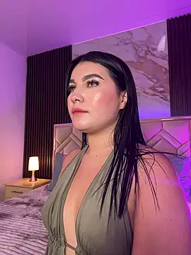 MiaaFarrel live cam on StripChat