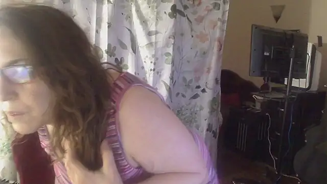 Ireallysquirt webcam