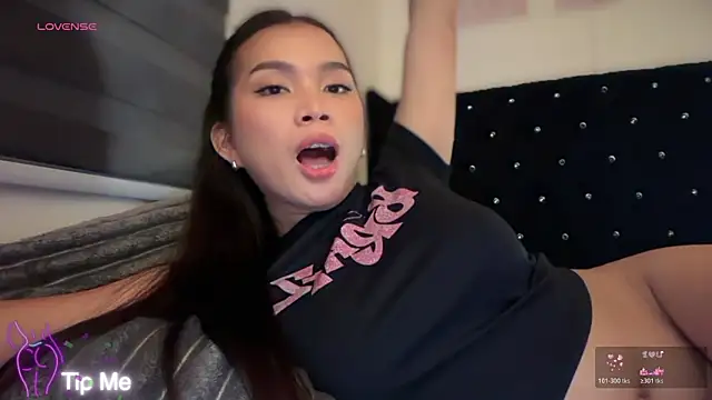NaughtyJedGirl webcam