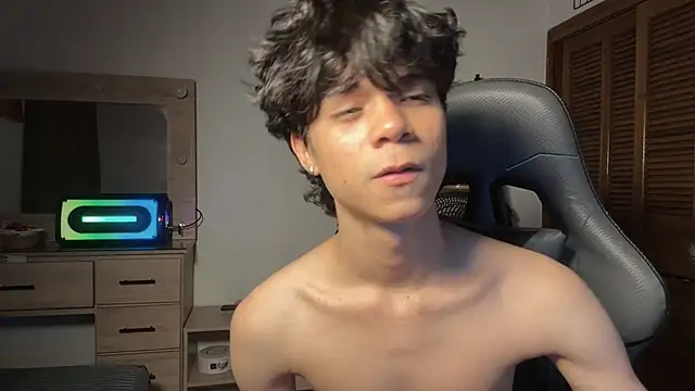 OopsAgain_ webcam