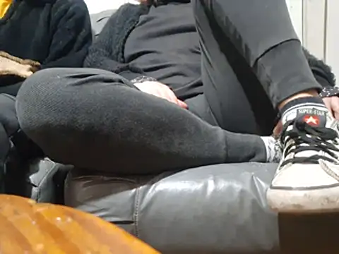 cabecudoctbaprbra - CABECUDOCTBAPRBRA's free webcam - UK Sex Cams
