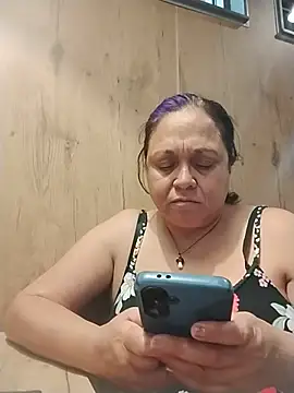 THEBEDroomdoOR live cam on StripChat