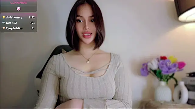Anna_HollyDoll live cam