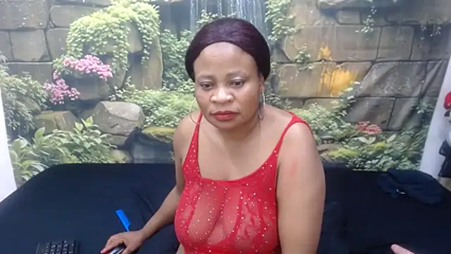 MiniSeduction live cam on StripChat