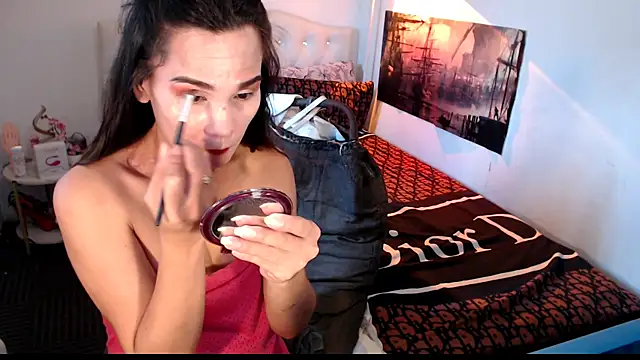NinaDOM4CUM webcam
