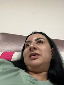 Abril_Luv webcam