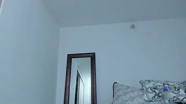 KingLevi01 live sex cam