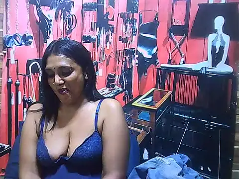 IndianSexyLady20 webcam