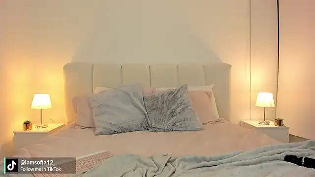 miss_sofyy webcam