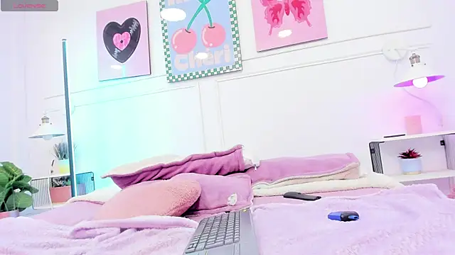 Sharon_Adamss webcam