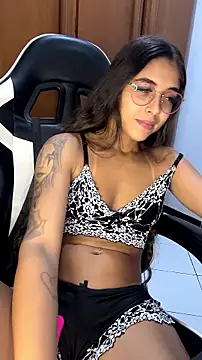 SexyAninha18 webcam