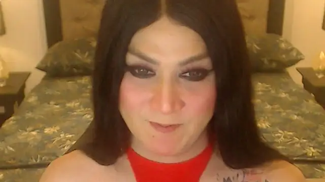 RealHugeCockTs webcam