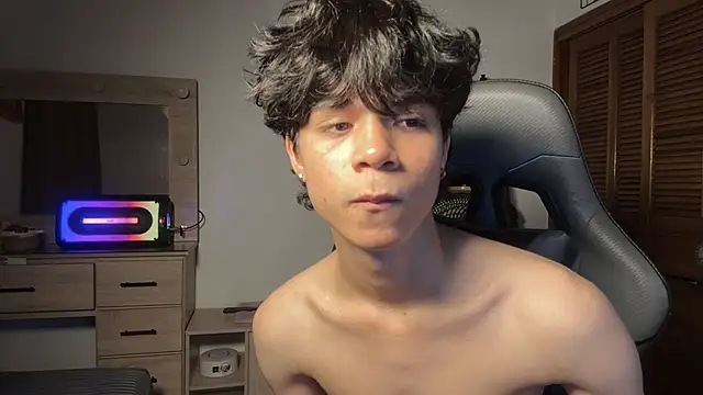 OopsAgain_ webcam