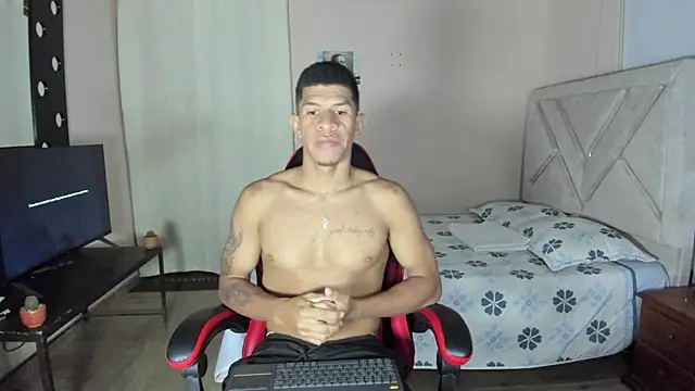 Toptony22 webcam