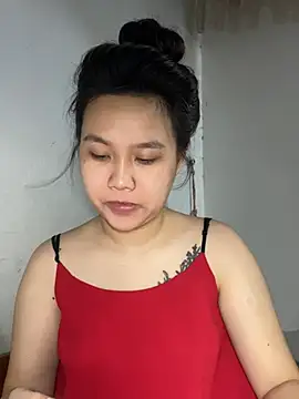 Almira6868 webcam