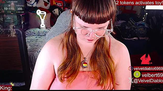 VelvetDiablo webcam
