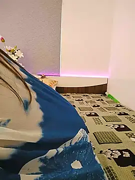 LoveLy-Soneya webcam