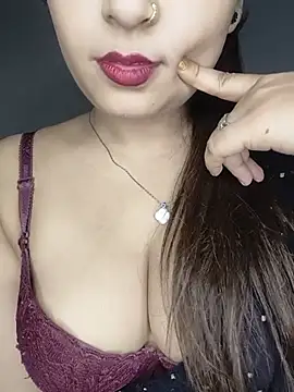 Shanaya-Hotty webcam