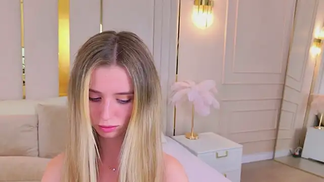 MarybethSnow webcam