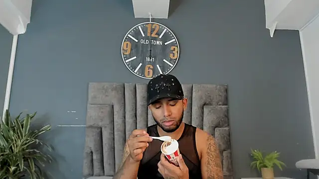 Robin_Rief webcam