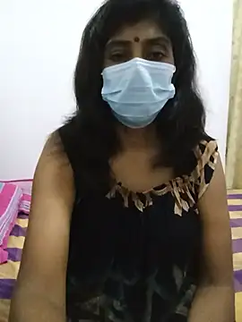 Amisha-35 webcam