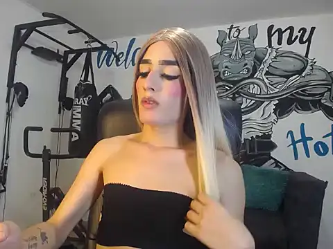 Miranda_bigcock3 webcam
