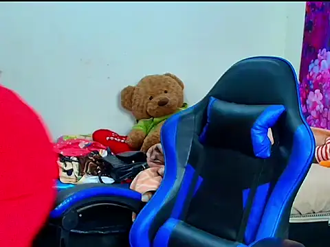 Karol_naughty webcam