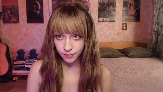 Friendly_Ellie webcam