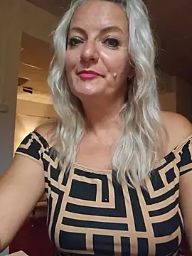 LadyTouch webcam