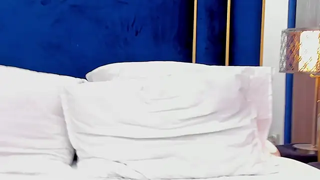 tenny_shy webcam
