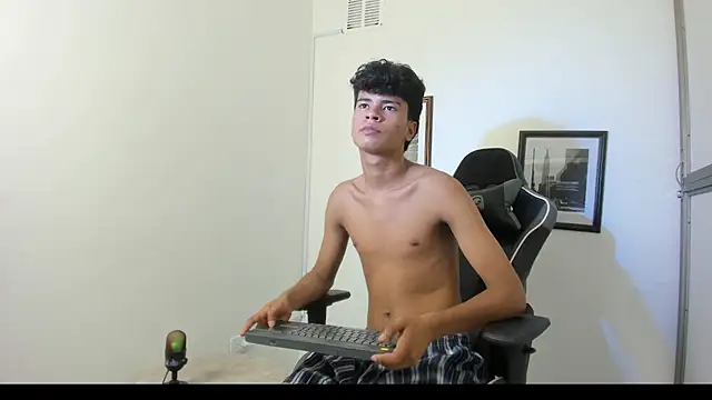 jacob_cum23 webcam