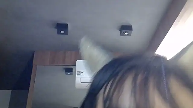 SkinnyKitten webcam