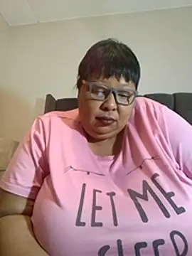 nancy111 live cam on StripChat
