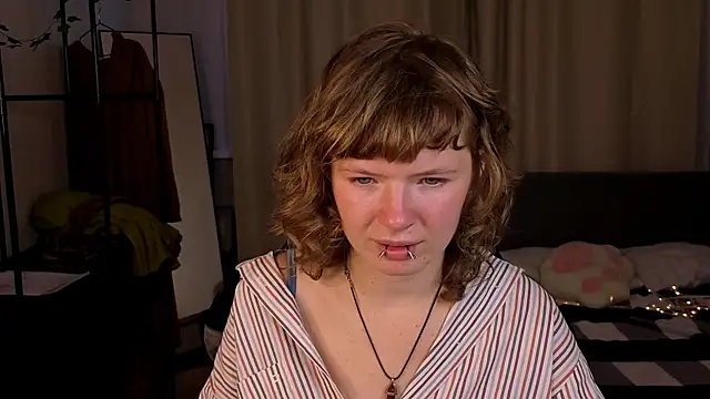 VioletDesiree webcam