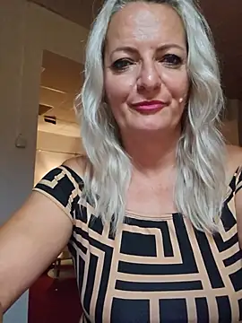 LadyTouch webcam