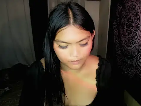 Lou_heart webcam