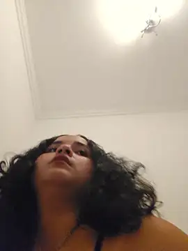 IncognitoLive1 webcam