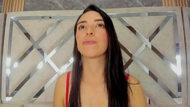 Violeta_Harlow webcam