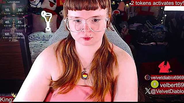 VelvetDiablo webcam
