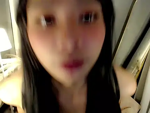 KittyLittleCute_Nica webcam