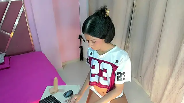 Ashley_Alexa webcam