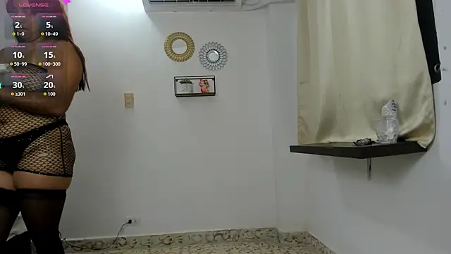 ZoeBluhs webcam