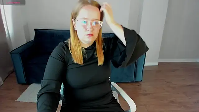 Sophia_Millery webcam